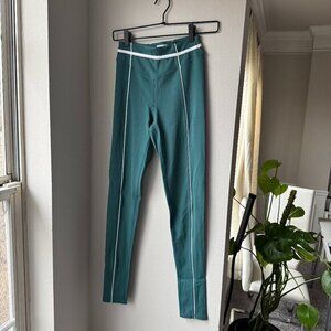 YLLW The Label Colby Contour Leggings — Green